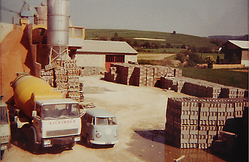 Erwerb des ersten Betonmischwagens